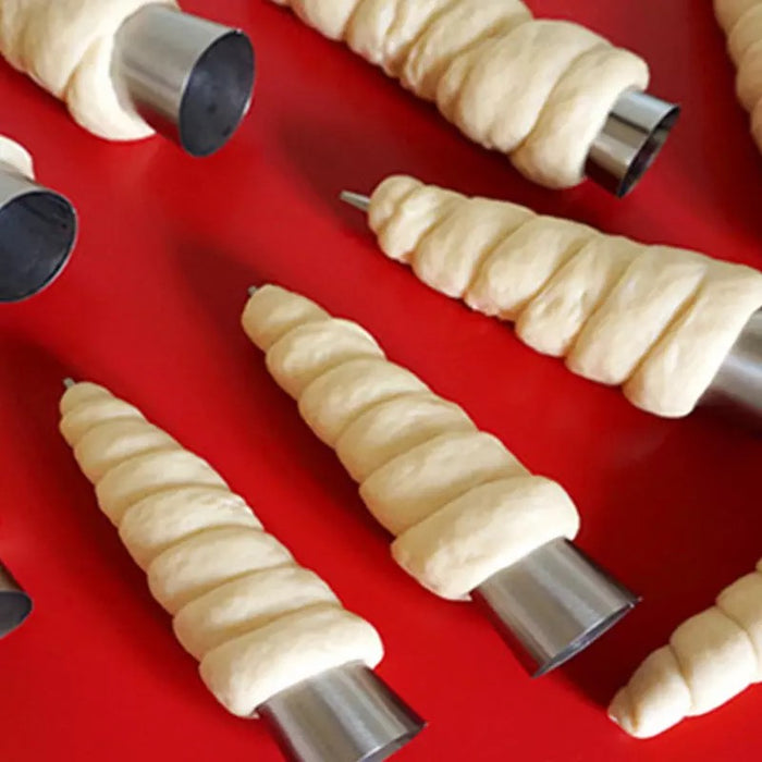cream hoorntjes, cones