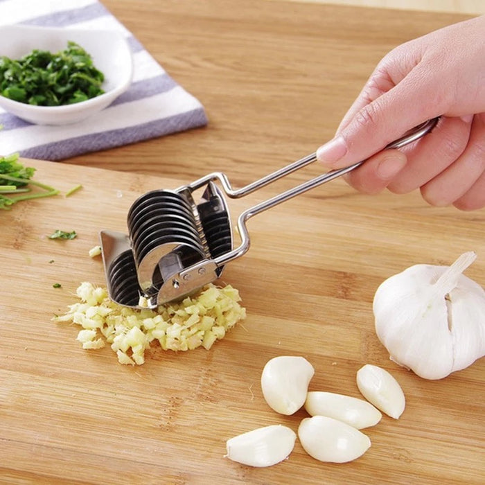 Spaghetti Noodle Maker Rooster Roller